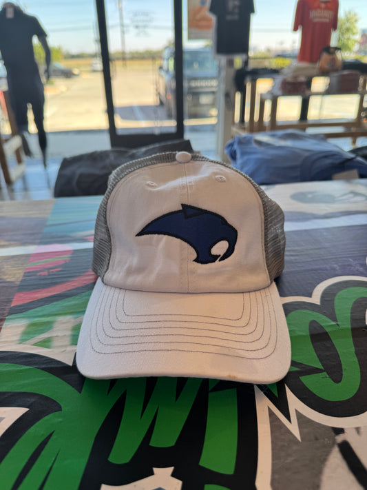 White/grey vela cap